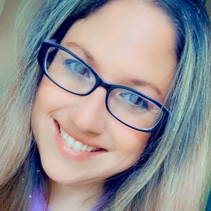 Meet your Posher, Kandis